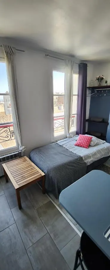 The Heart Of Montmartre Apartment *